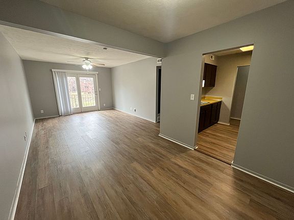 2nd image of 1905 G St #15