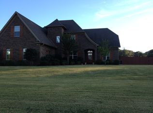 1805 Daisy Dr, Hernando, MS 38632