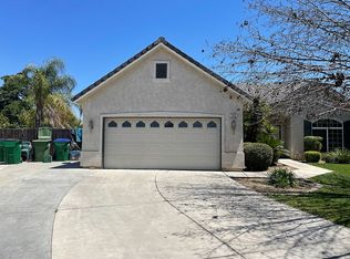 2300 Azalea St, Selma, CA 93662