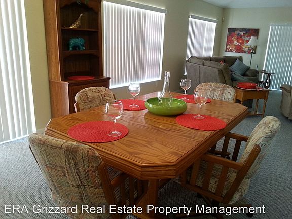5th image of 912 San Saba Ct