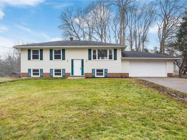 2058 Scenic Way, Akron, OH 44312