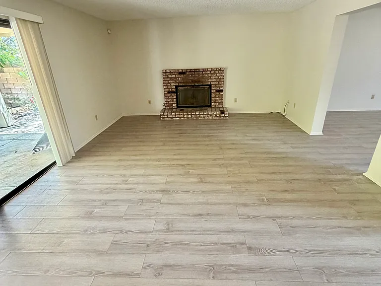 3101 W Avenue J4 — Photo 3
