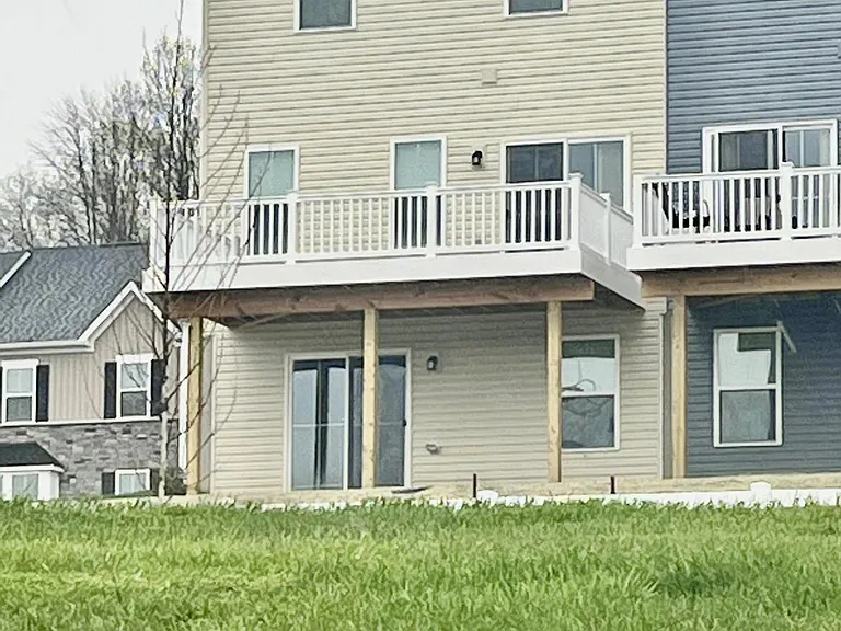 210 Chase Dr — Photo 34