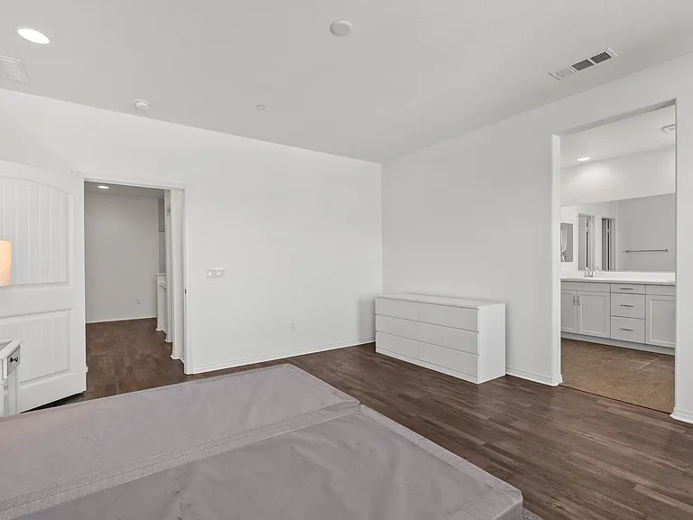 22034 Barrington Way — Photo 17