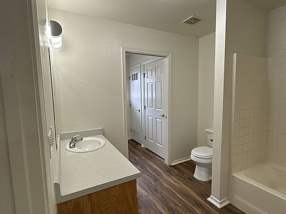 5th image of 705 E Noble Ave APT 6