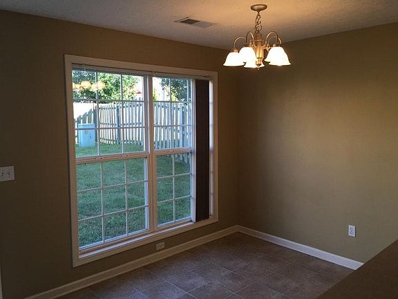 3rd image of 3704 Winthrop Dr