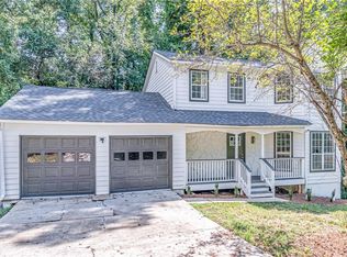 180 Adams Mill Dr, Lawrenceville, GA 30044