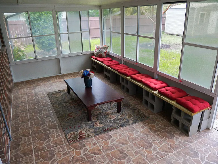 31 Driftwood Ave — Photo 25