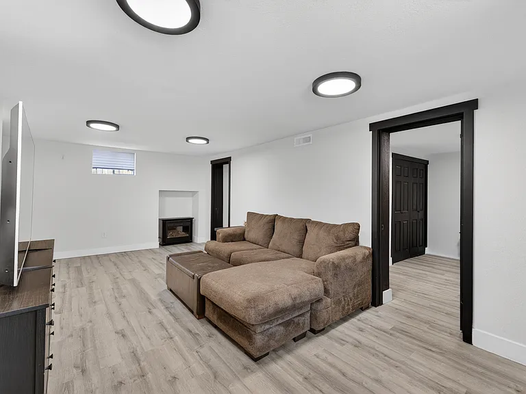 810 Smith Ave — Photo 25