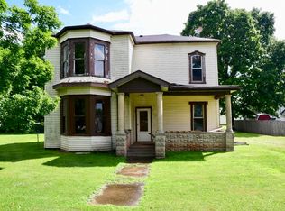 217 4th St, Warsaw, OH 43844