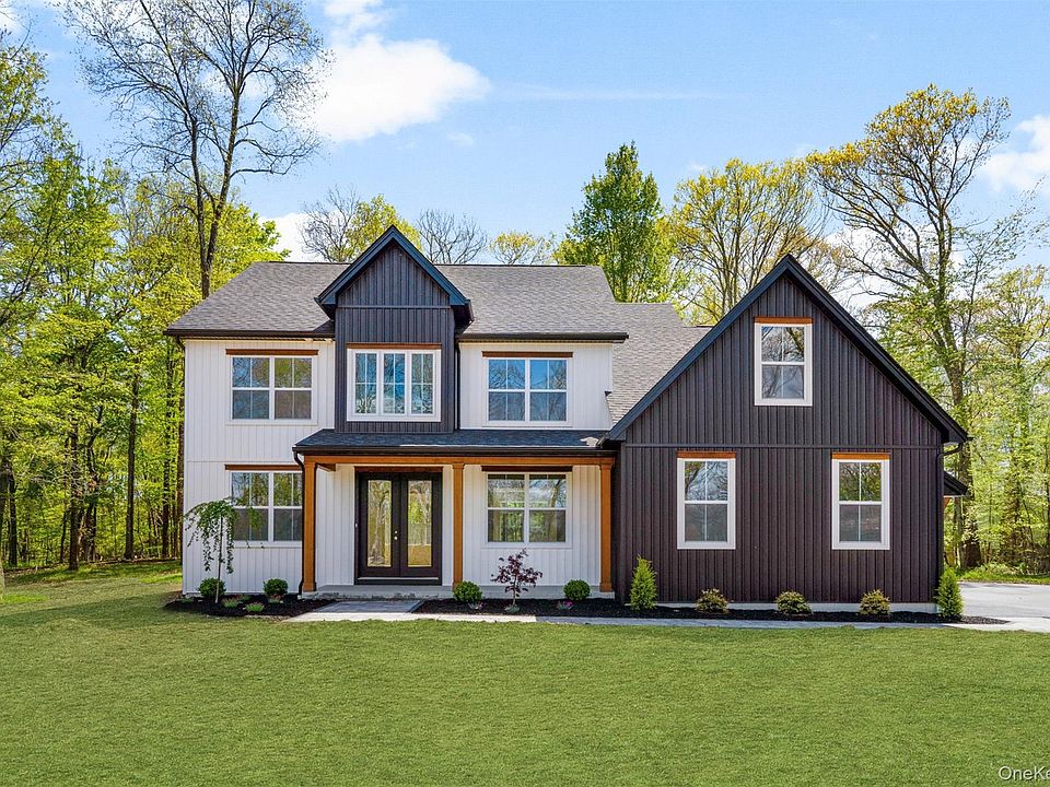 1st image of 45 Maple Hill Drive