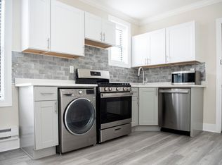 3841 N Greenview Ave APT 2W, Chicago, IL 60613