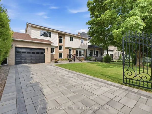 513 Maplehurst Ave, Oakville, ON L6L 4Y8