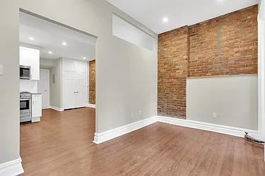 Rented by Cooper & Cooper Real Estate