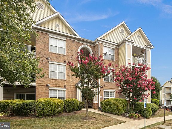 2nd image of 20931 Cedarpost Sq Unit 203