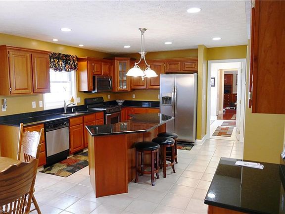 5th image of 3031 Gary Kyle Ct