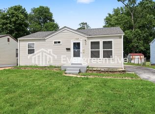 11029 Saint Raphael Ln, Saint Ann, MO 63074