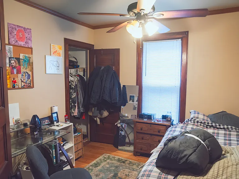 2835 N Frederick Ave — Photo 12