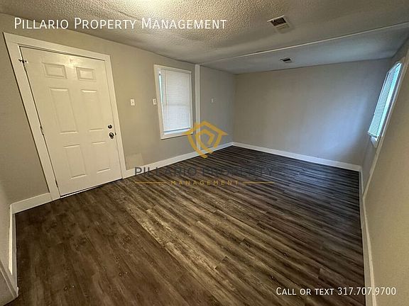 2nd image of 2300 1/2 S A St