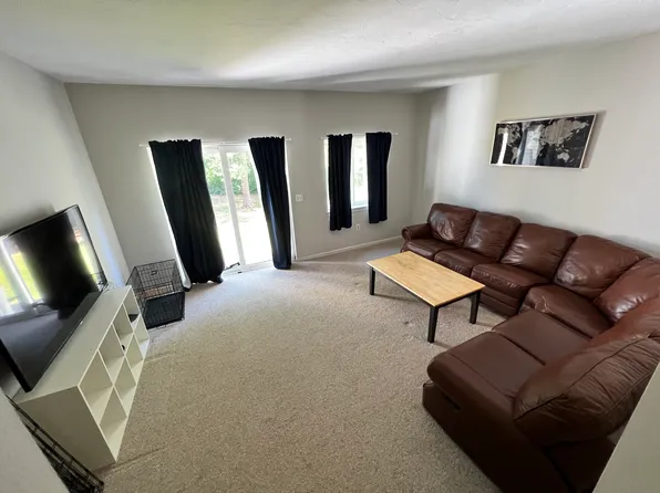 40 Gaslight Ln, North Easton, MA 02356