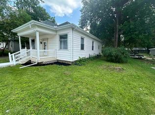 325 E Griffith St, Galveston, IN 46932