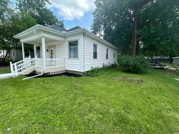 325 E Griffith St, Galveston, IN 46932