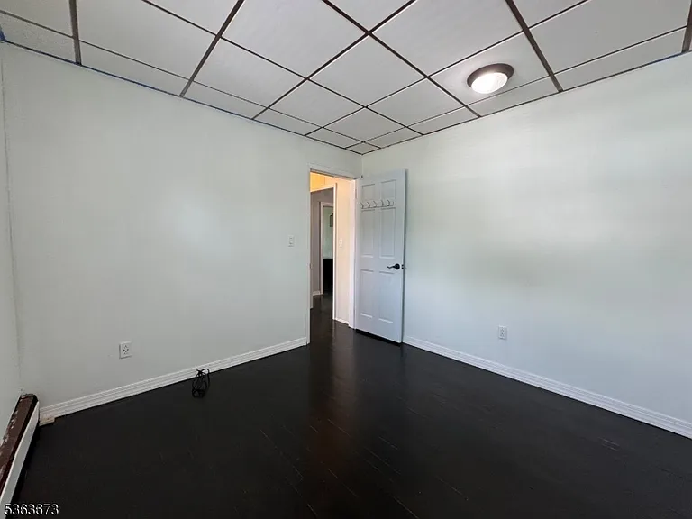 636 Linden Ave — Photo 15