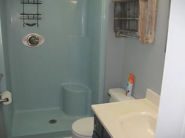 32 Riverside Dr — Photo 14