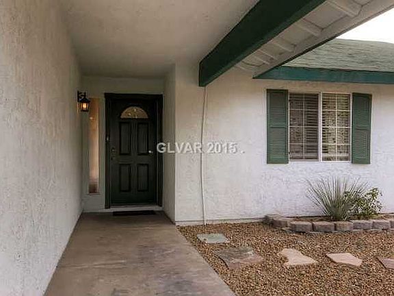 4th image of 3771 S Torrey Pines Dr