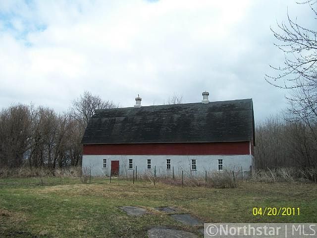 2nd image of 76354 465th St