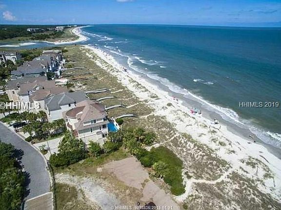 3rd image of 17 Singleton Beach Pl