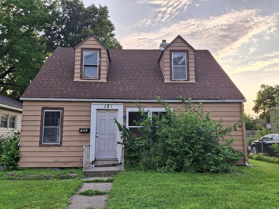 2nd image of 121 S Franklin Ave