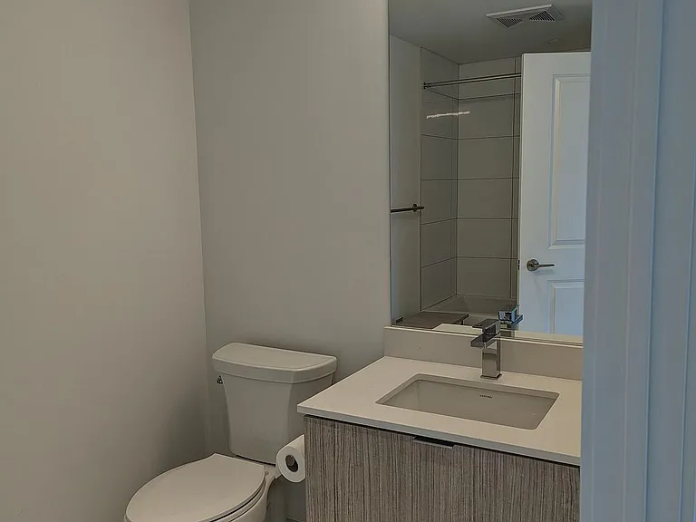 395 Bloor St E #2602 — Photo 30