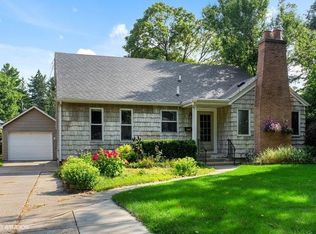 2206 Woodlawn Dr, La Porte, IN