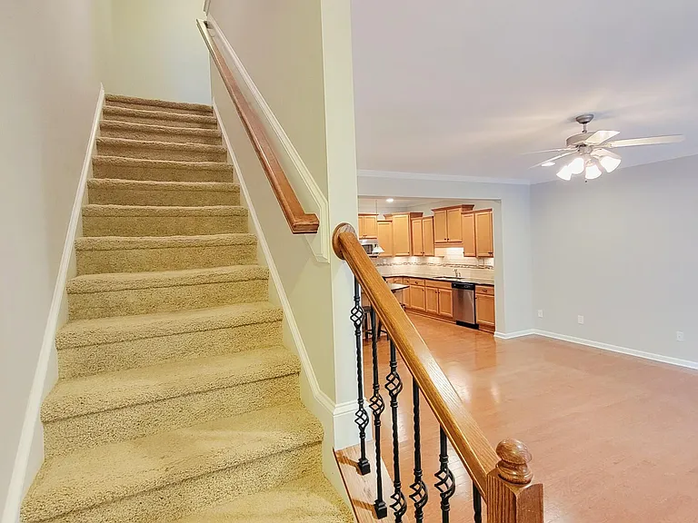 2425 Swans Rest Way — Photo 20