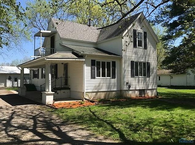 1st image of 1000 Maplehurst Ave