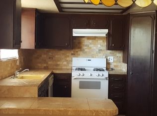13511 Kiowa Rd, Apple Valley, CA 92308