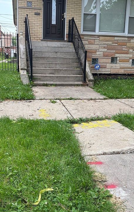 1st image of 8955 S May St