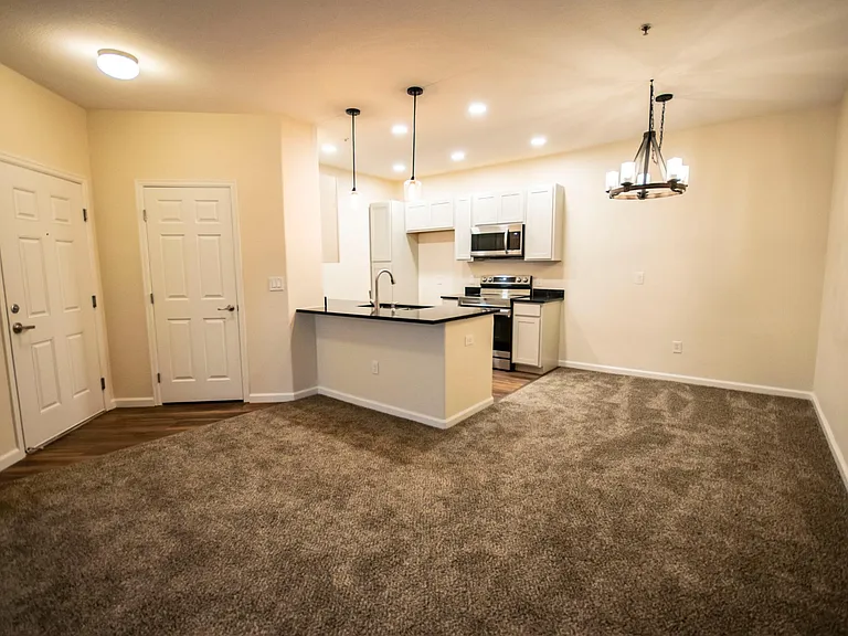 3045 Blue Sky Cir #18-206 — Photo 3
