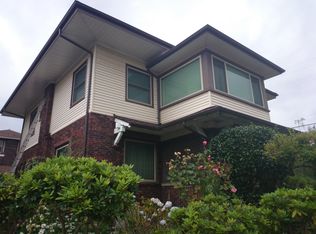 1703 Palm Ave SW, Seattle, WA 98116