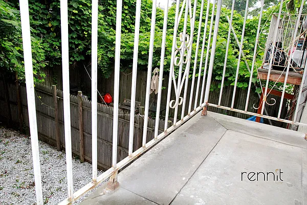 Rented by Rennit Inc. | media 5