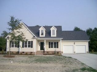 250 Pinecroft Dr, Dunn, NC 28334