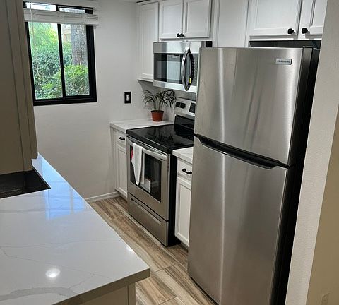 3rd image of 4832 N 73rd St