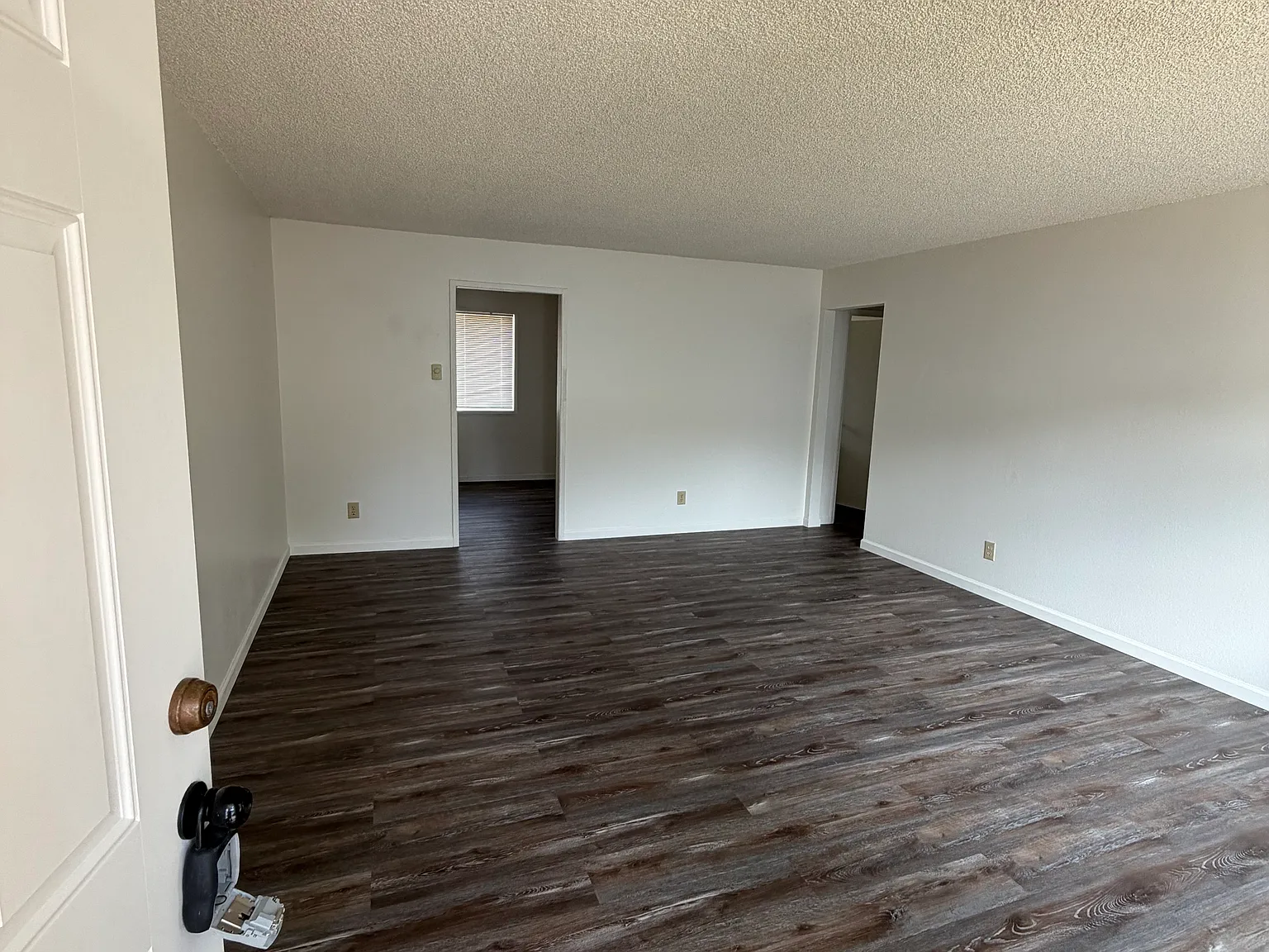 2 bed, $1,250 — Photo 2