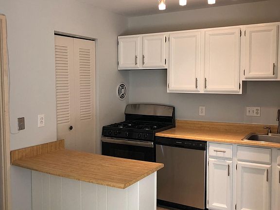 5th image of 7376 Lee Hwy Unit 203