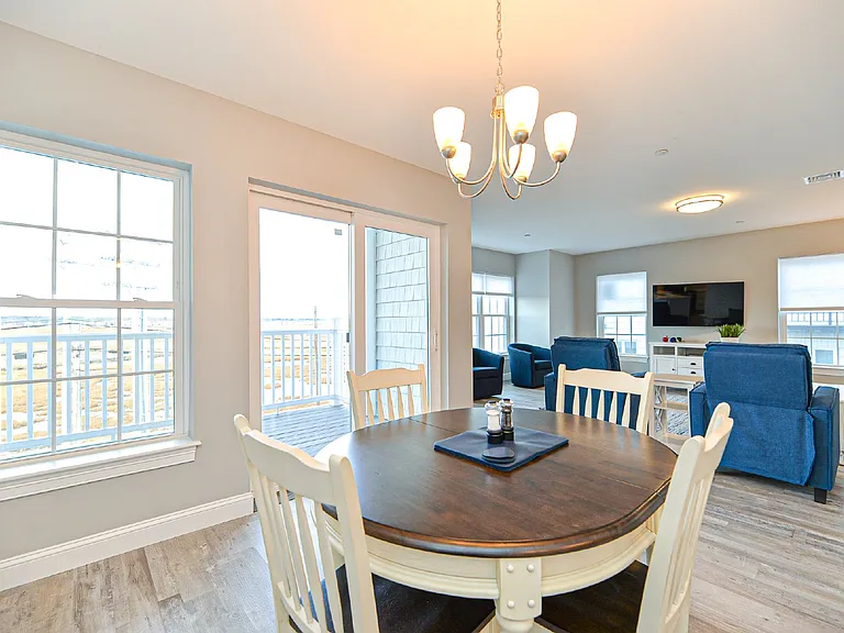 435 Ocean Blvd #205 — Photo 7