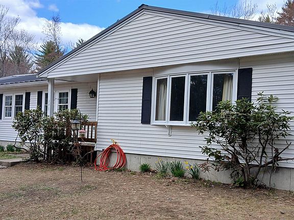 2nd image of 335 Chestnut Hill Road
