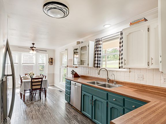 5th image of 275 Highland Heights Dr
