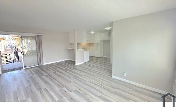 5th image of 362 E Louise St APT 5