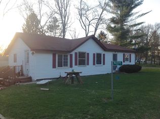 N6595 Elm Rd, Elkhorn, WI 53121